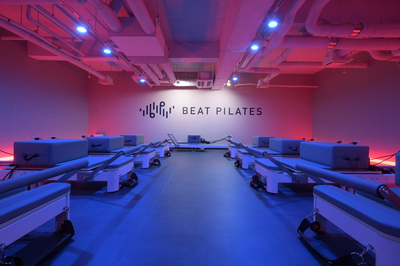 暗闇×音楽の女性専用マシンピラティス「Beat Pilates」豊田店が5月9日開業