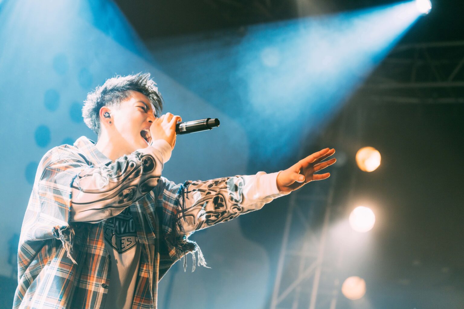 RYOKI MIYAMA、渋谷で27歳バースデー公演 約700人の前で「ゼロから再出発」宣言