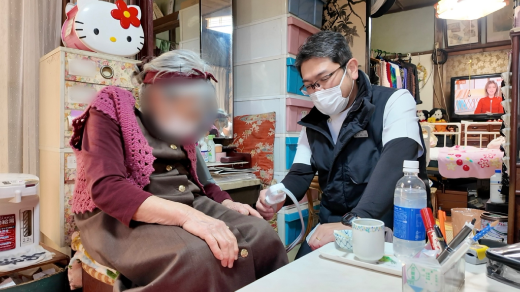 立川のはる薬局、訪問薬剤師の在宅訪問に密着したYouTube動画公開