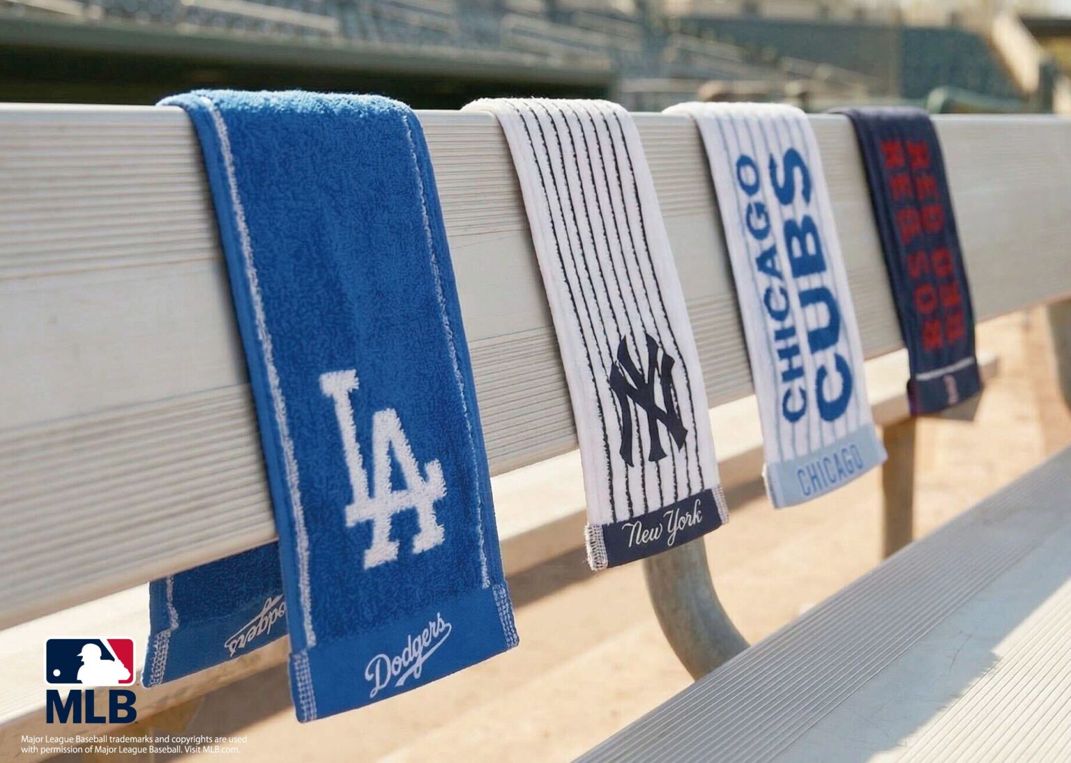イーカムグループ、MLB公式クールネックタオル発売 4球団デザインで1430円