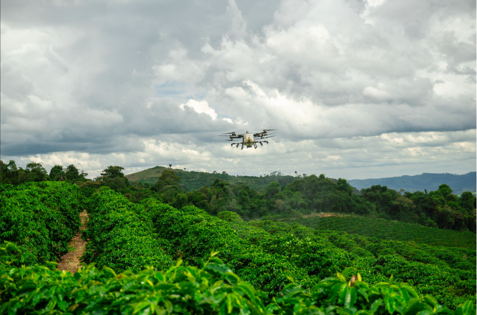 DJI農業ドローン、世界60万台超に CO2 5,100万トン削減と年次レポートで報告